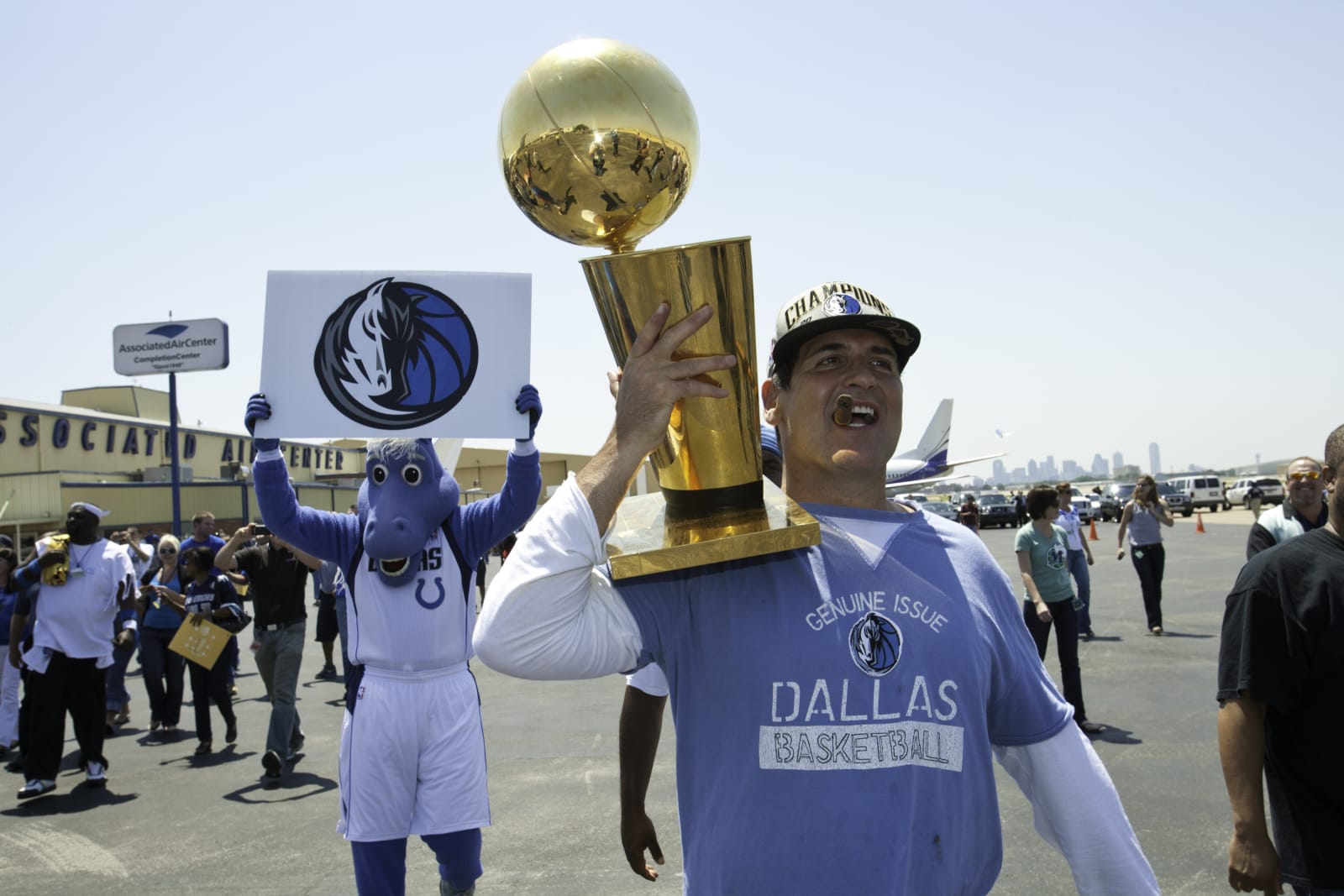 Mark Cuban and the Art of Team Building, image size:1600x1067