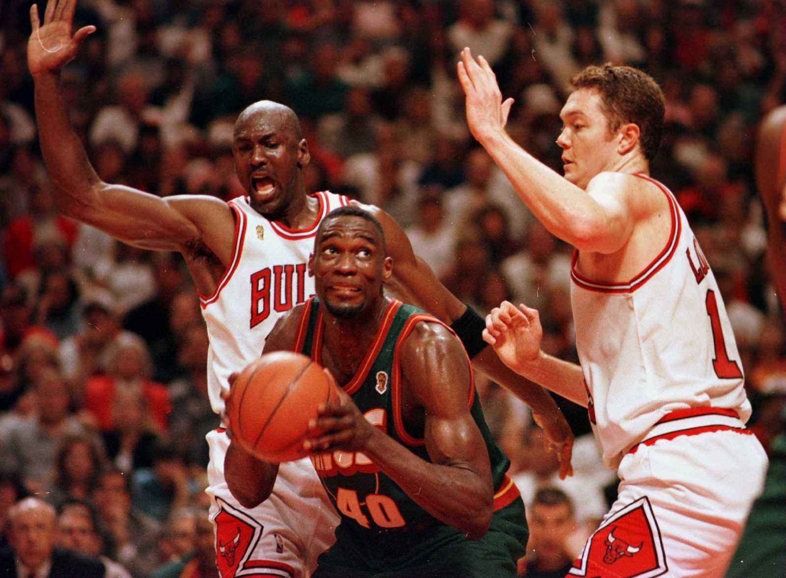 Chicago Bulls: 3 NBA legends that Michael Jordan owned