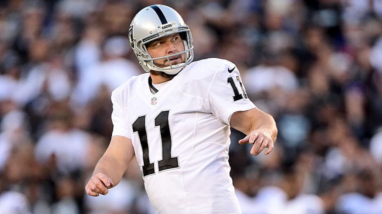 Sebastian Janikowski, Raiders at odds over contract