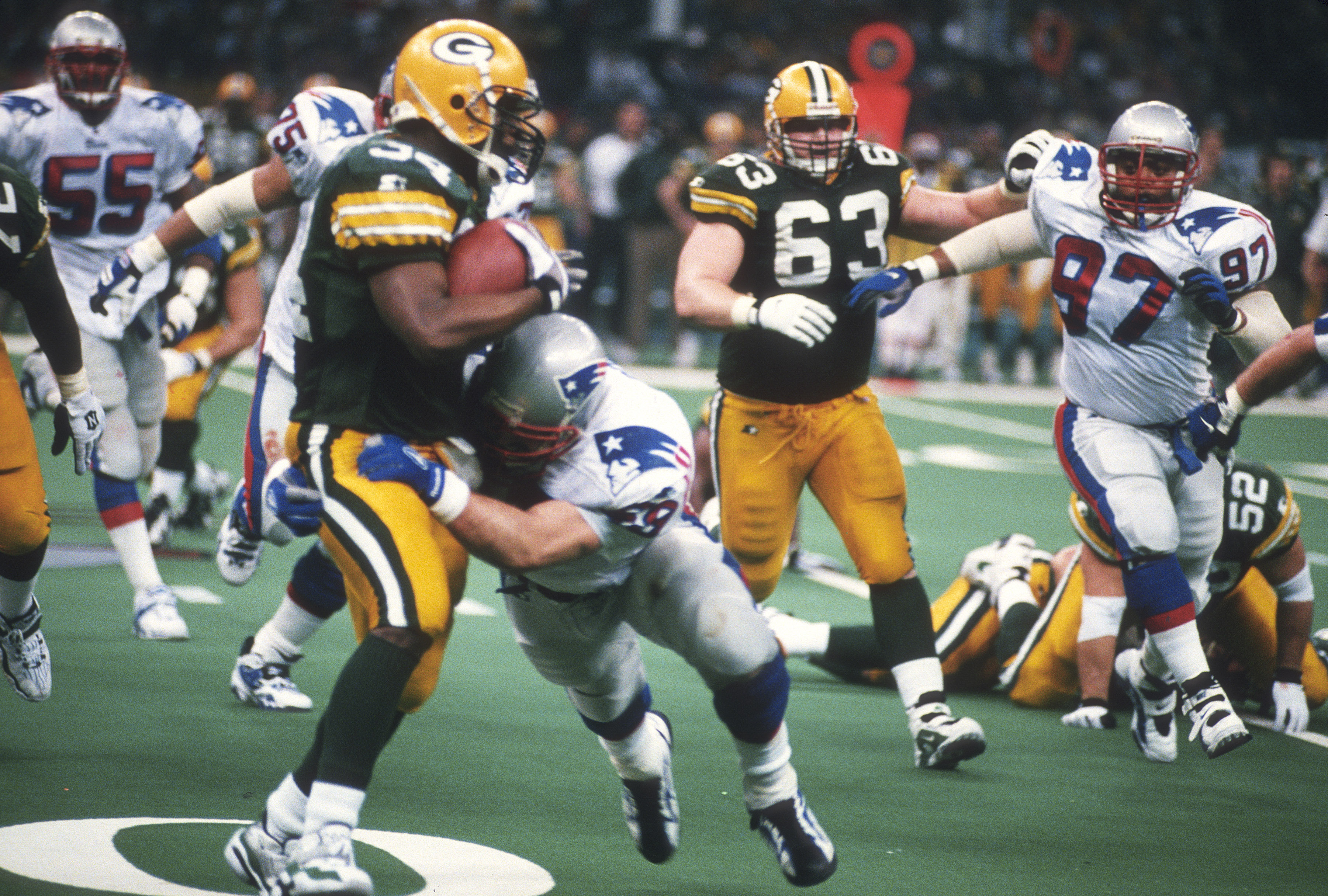 Gallery: 1997 Super Bowl XXXI, Patriots vs. Packers