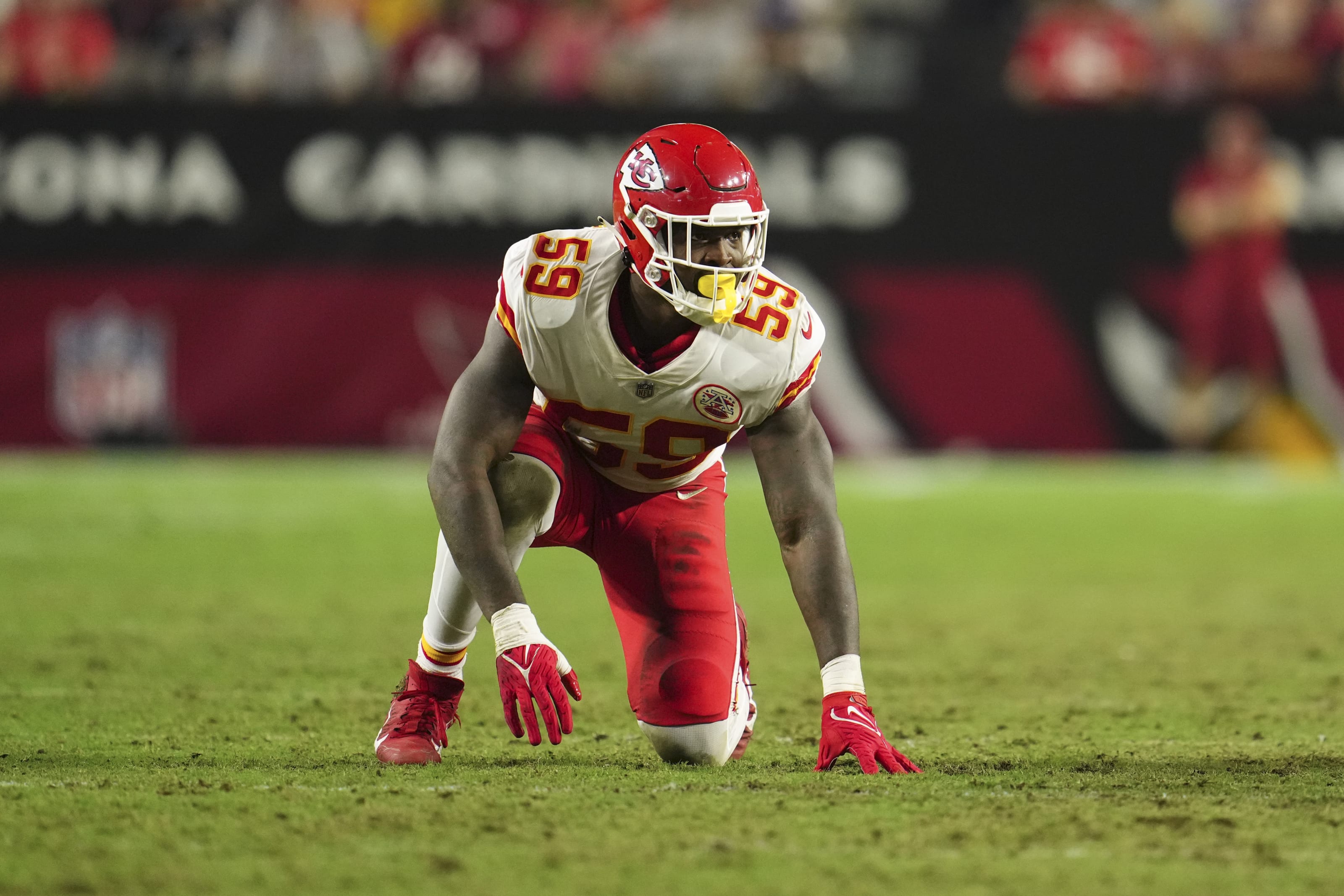 Former Chiefs Fourth-Round Pick Stuns NFL by Joining U.S. Army Former Chiefs Fourth-Round Pick Stuns NFL by Joining U.S. Army