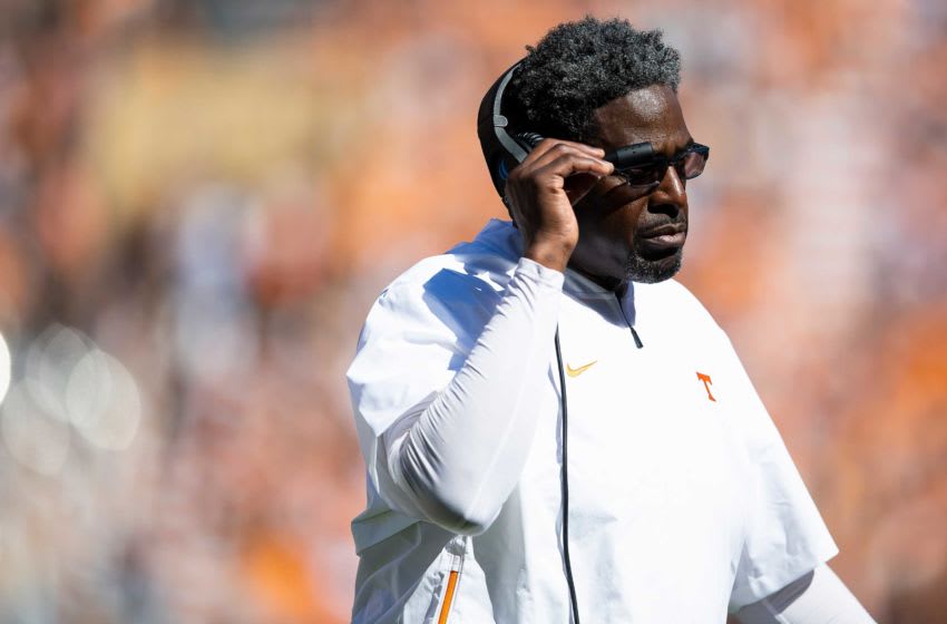 Auburn football fans react to Tracy Rocker’s departure for the NFL